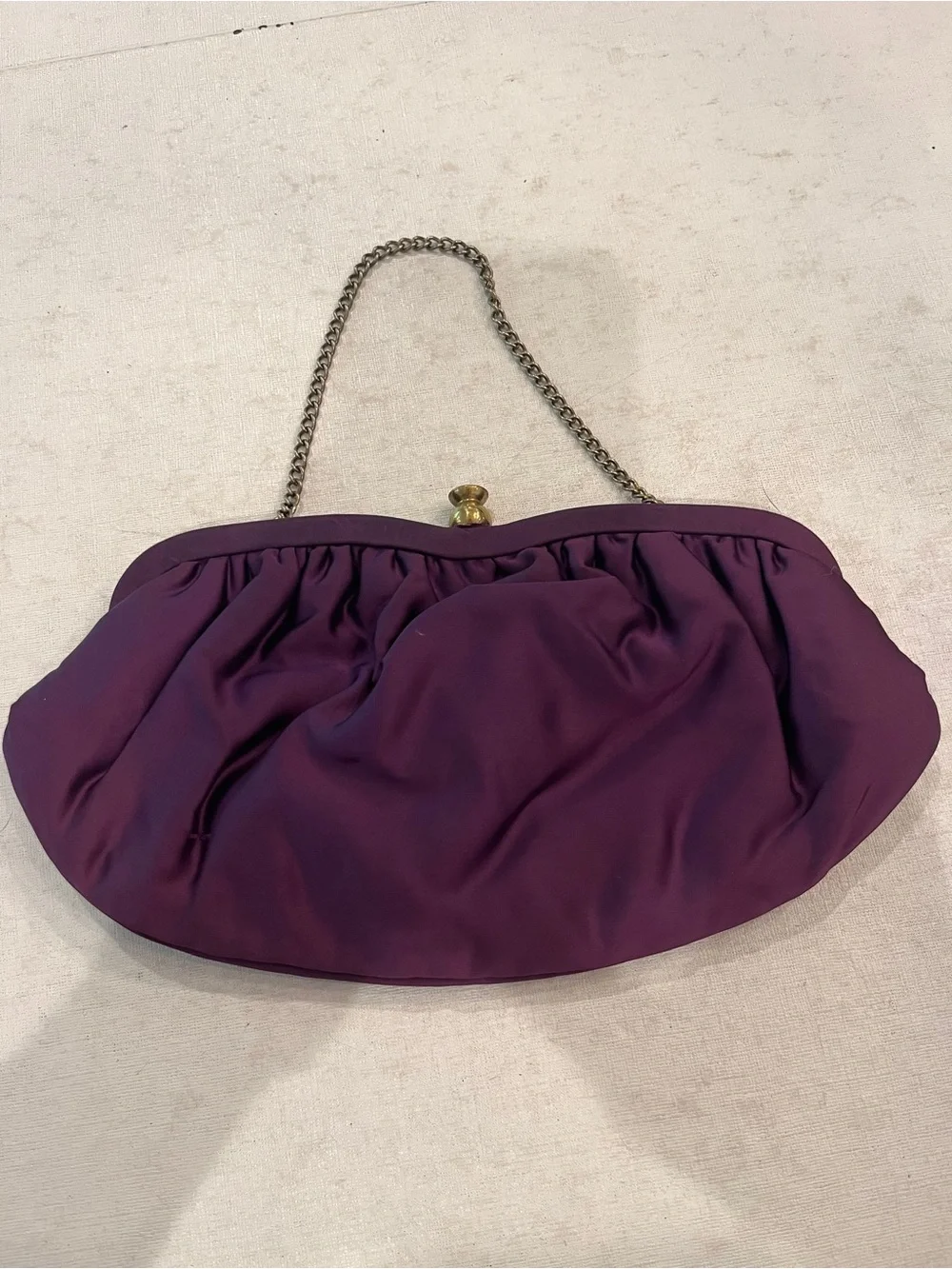 Vintage Elegant Purple satin Evening Clutch with Chain Handle. Great color!